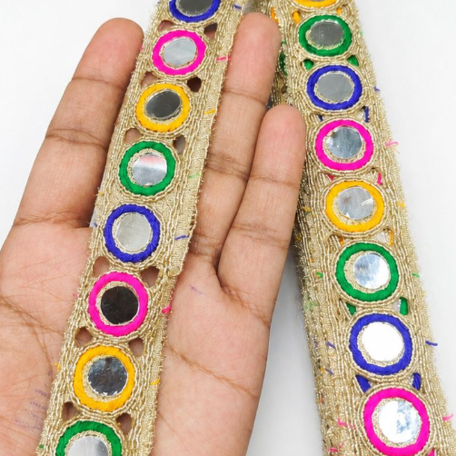 DECORATIVE LACES 01