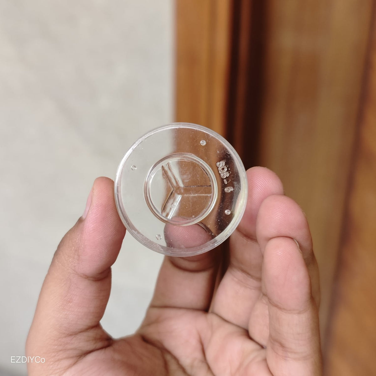 ROUND POLYCARBONATE CUPS 3.8*1.9 CM